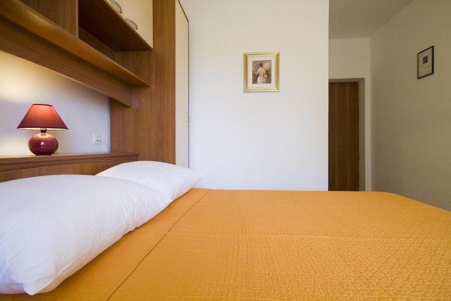 Apartments Ljilja Nin Luaran gambar